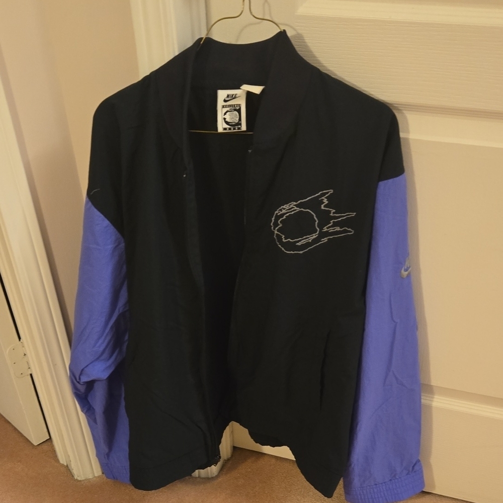 Vintage Nike Black and Purple Athletic Windbreaker